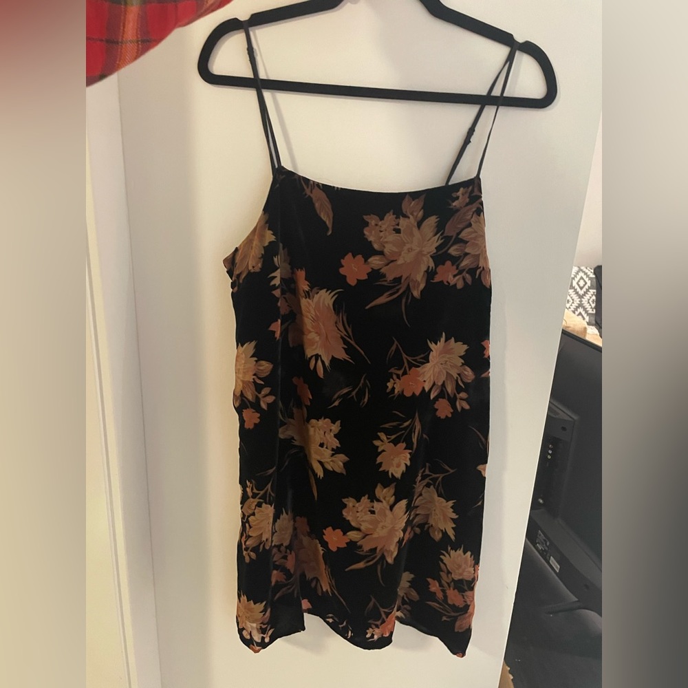 Spaghetti strap floral dress